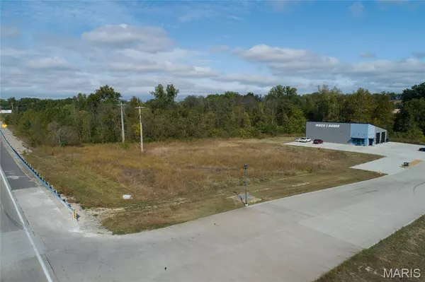 2999 Recreation DR, Washington, MO 63090