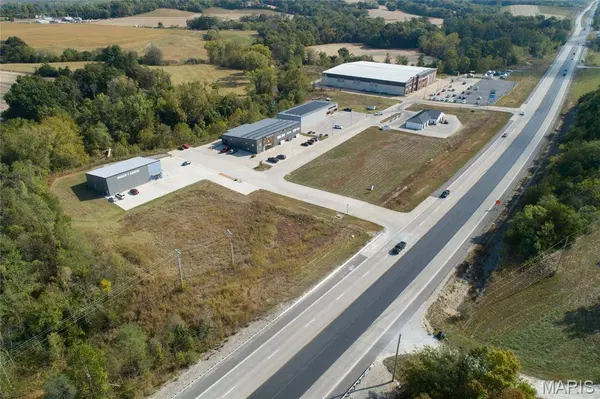 2999 Recreation DR, Washington, MO 63090