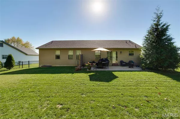 1148 Duxbury LN, O'fallon, MO 63366