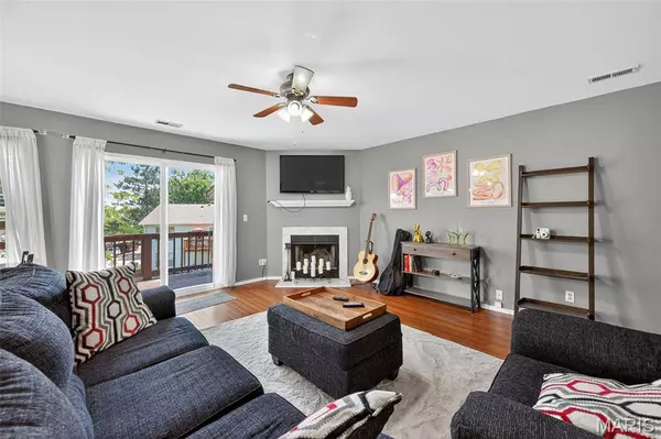 812 Sugar Valley CT #5, St Peters, MO 63376