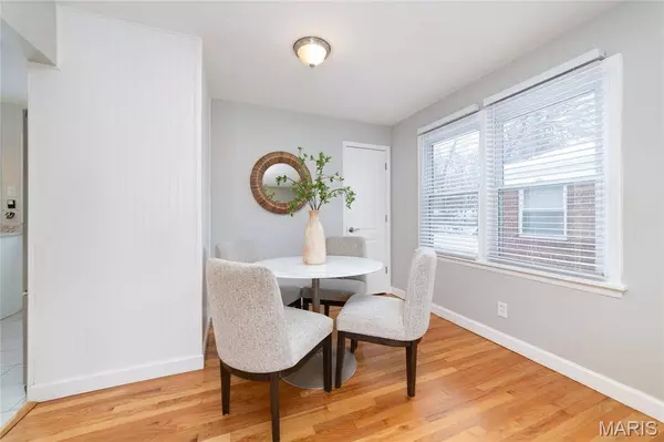 206 Eldridge AVE, Rock Hill, MO 63119