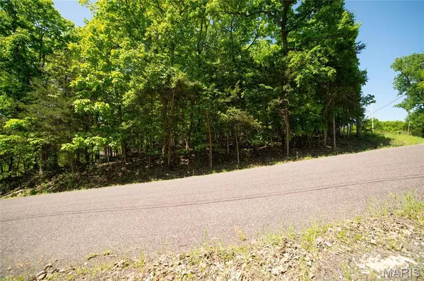 803 Long Bow DR, Marthasville, MO 63357