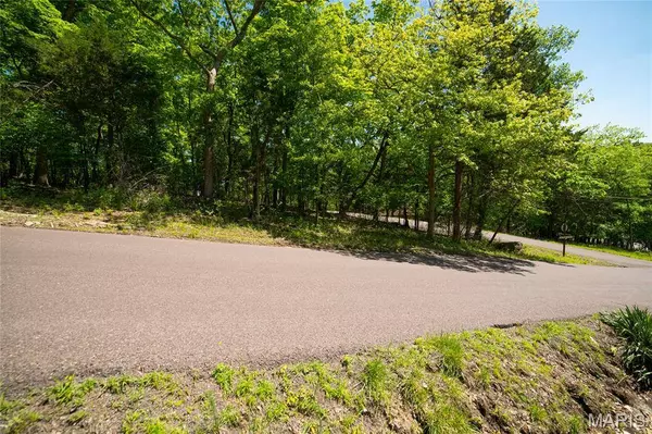 803 Long Bow DR, Marthasville, MO 63357