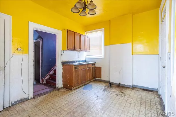 6117 Lalite AVE, St Louis, MO 63136