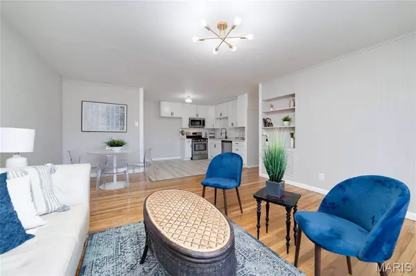 2206 Berwyn DR, St Louis, MO 63136