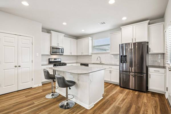 12003 Corsicana TRL, Manor, TX 78653