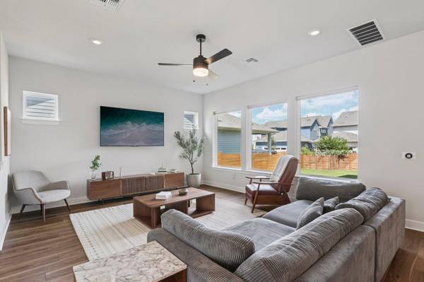 6001 Mc Murtry ST, Austin, TX 78747