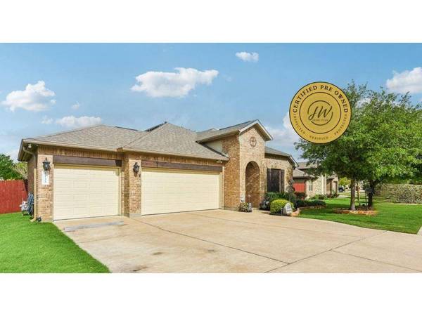 135 Clear Water Pass, Bastrop, TX 78602-2434