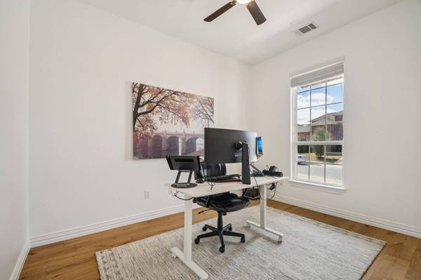 429 Betony LOOP, Buda, TX 78610