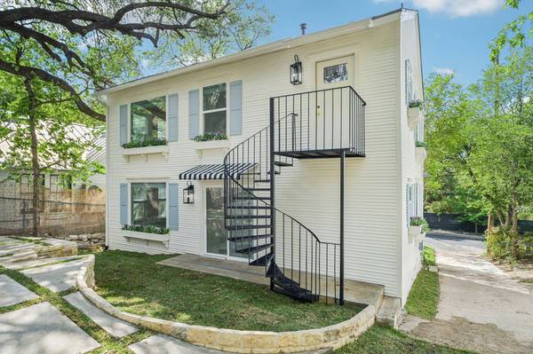 1205 Alta Vista Ave #A, Austin, TX 78704