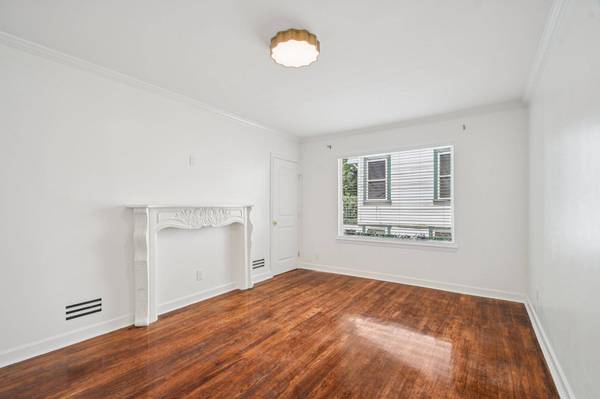 1205 Alta Vista Ave #A, Austin, TX 78704