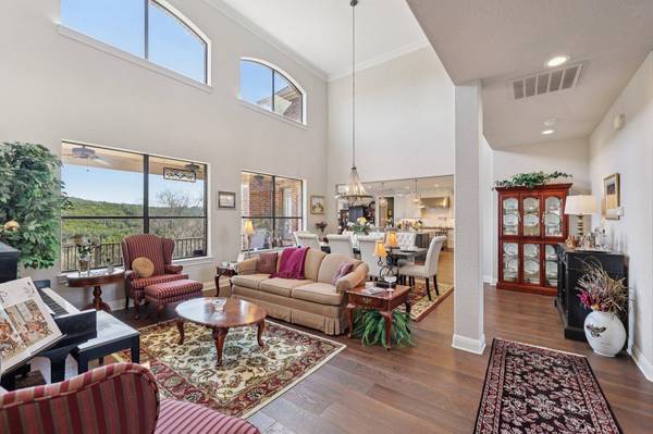 111 Vailco LN, Austin, TX 78738