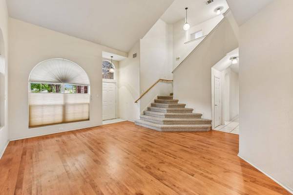 1909 Ascot LN, Cedar Park, TX 78613