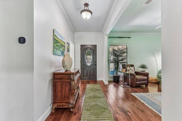 10002 Shinnecock Hills DR, Austin, TX 78747