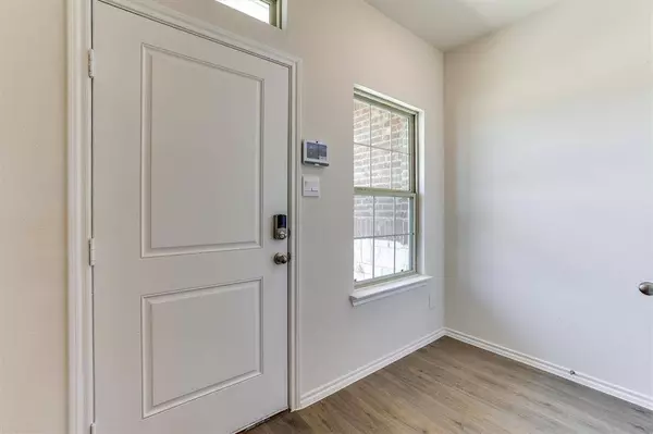 4930 Pelican Way, Crandall, TX 75114