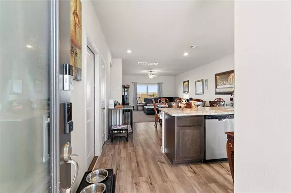 310 Condie Russell Avenue, Venus, TX 76084