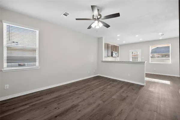 1405 Wentwood Drive, Desoto, TX 75115