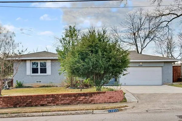 1714 E Union Bower Road, Irving, TX 75061