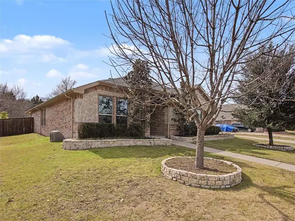 924 Blue Quail Run, Glenn Heights, TX 75154