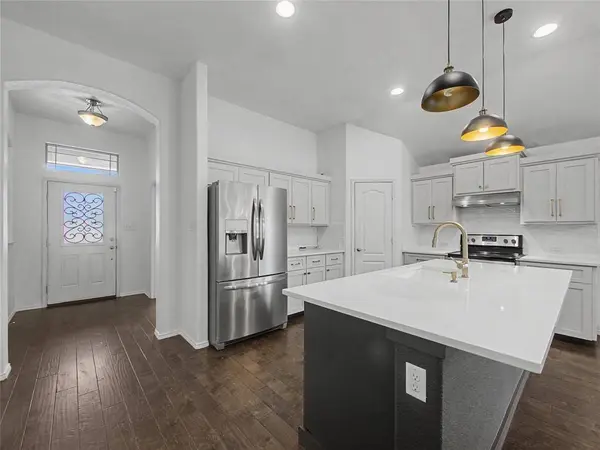 924 Blue Quail Run, Glenn Heights, TX 75154