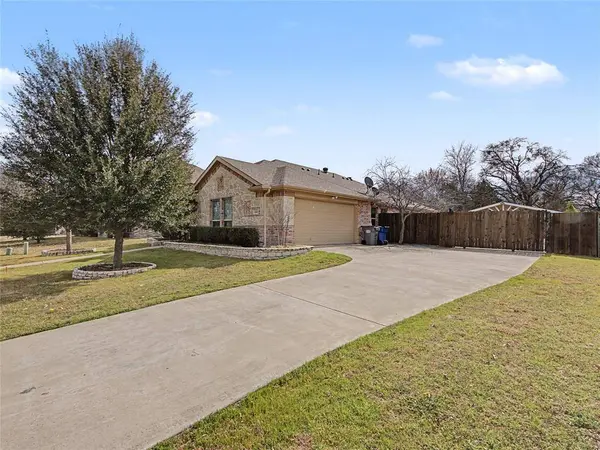 924 Blue Quail Run, Glenn Heights, TX 75154