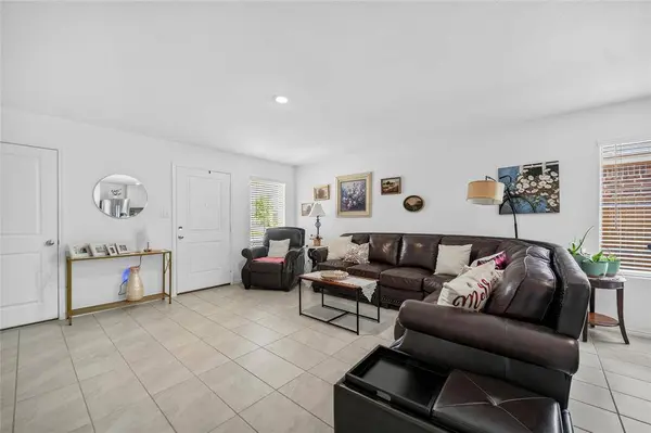 1438 Dovekie Drive, Forney, TX 75126