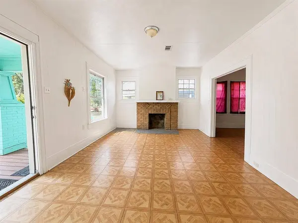 707 W Brooklyn Avenue, Dallas, TX 75208