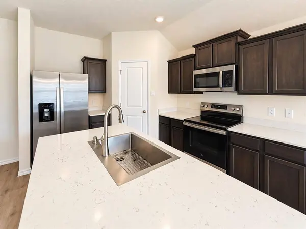 4805 Heathermore Way, Denton, TX 76207