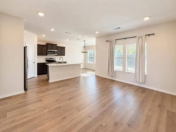 4805 Heathermore Way, Denton, TX 76207