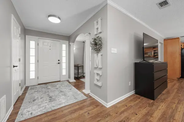 5735 Leesway Boulevard, Pensacola, FL 32504