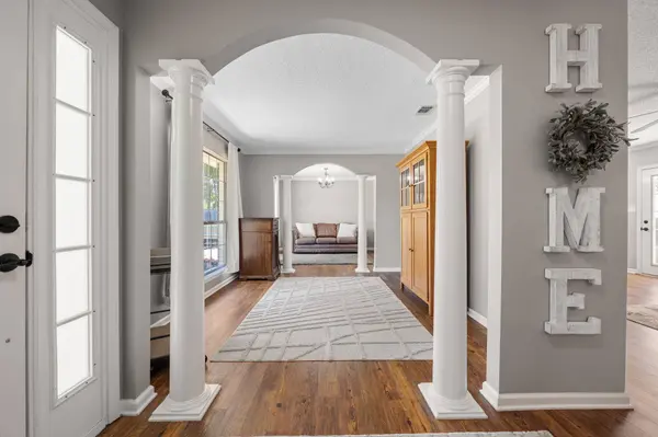 5735 Leesway Boulevard, Pensacola, FL 32504