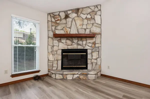 136 Midland Court, Niceville, FL 32578