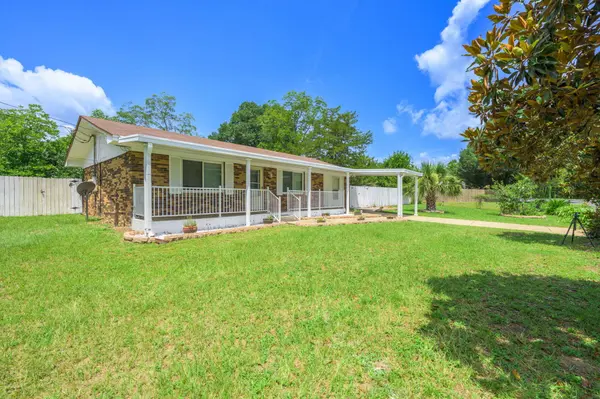 632 Long Drive, Crestview, FL 32539