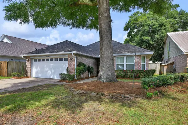 1061 Windmill Drive, Fort Walton Beach, FL 32547