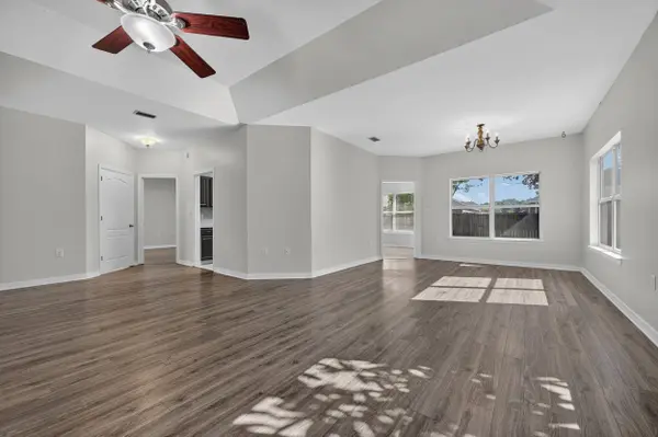 9641 Leeward Way, Navarre, FL 32566