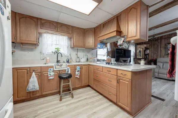 248 Bunny LN, Freeport, FL 32439