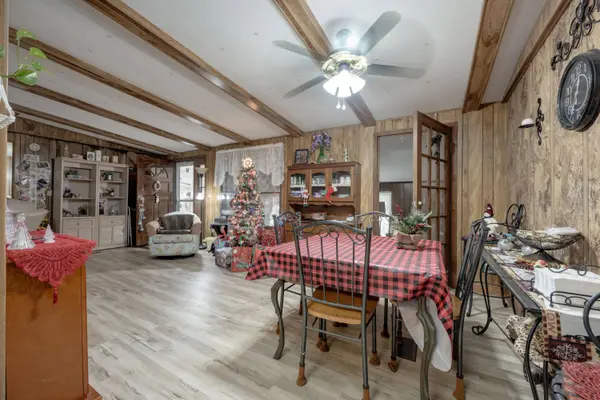 248 Bunny LN, Freeport, FL 32439