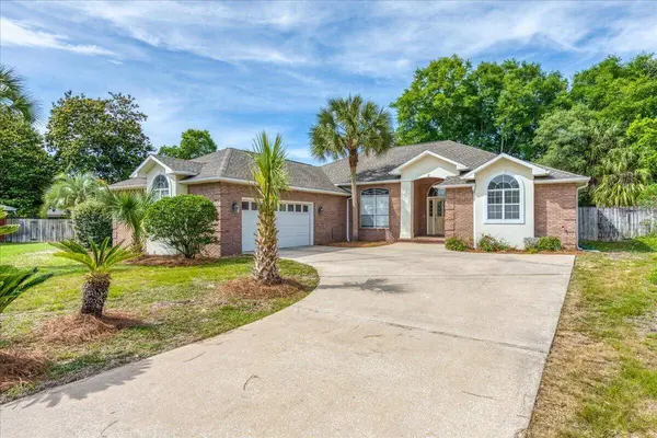 4034 Bond CIR, Niceville, FL 32578