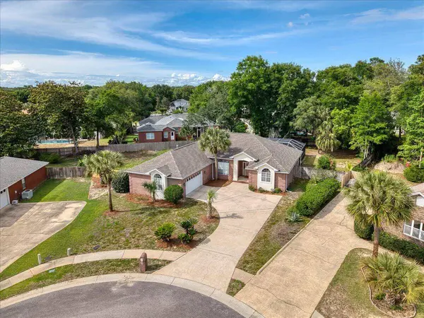 4034 Bond CIR, Niceville, FL 32578