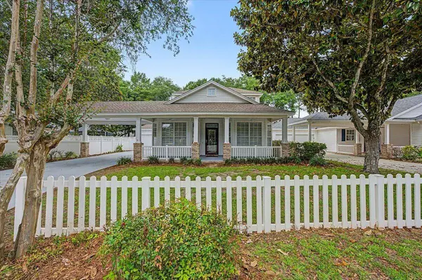 4315 American Poets DR, Niceville, FL 32578