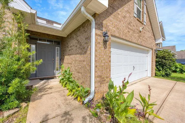 395 Windchime WAY, Freeport, FL 32439