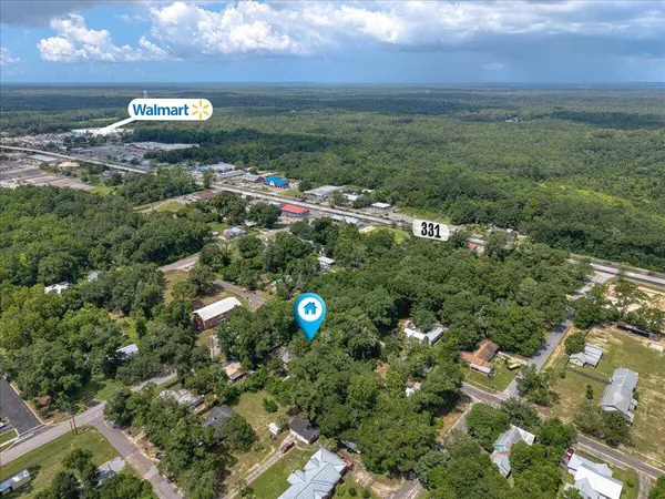 409 S 13Th ST, Defuniak Springs, FL 32435