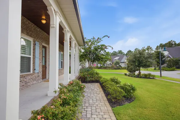121 Revana WAY, Freeport, FL 32439
