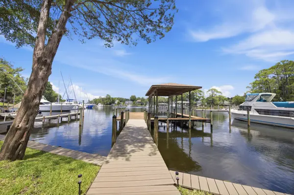 4201 Ward Cove DR, Niceville, FL 32578