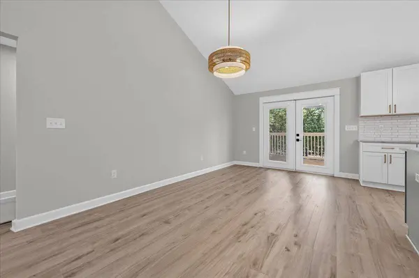 109 Spring Hill RD, Defuniak Springs, FL 32433