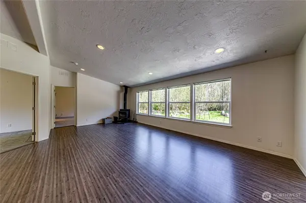 83 Howard RD, Port Angeles, WA 98363