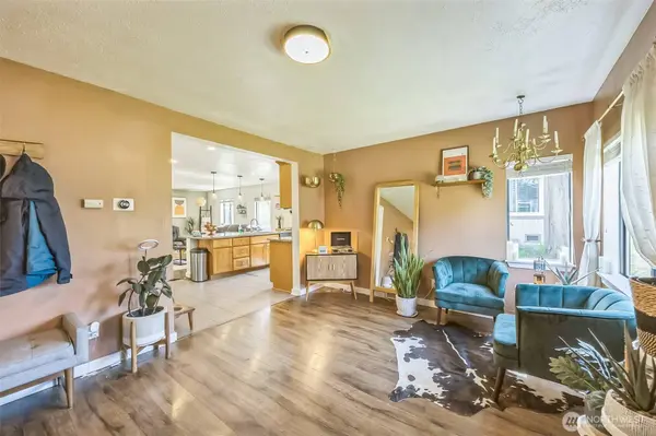 4005 E F ST, Tacoma, WA 98404