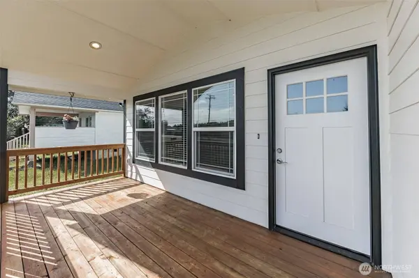 178 Pacific BLVD NW, Ocean Shores, WA 98569