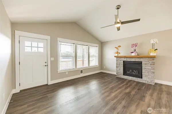 178 Pacific BLVD NW, Ocean Shores, WA 98569