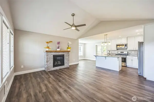 178 Pacific BLVD NW, Ocean Shores, WA 98569